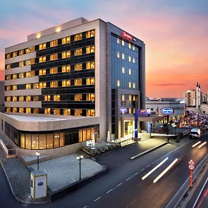 Hampton By Hilton Kayasehir Стамбул